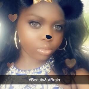 Meet your Posher, Marie